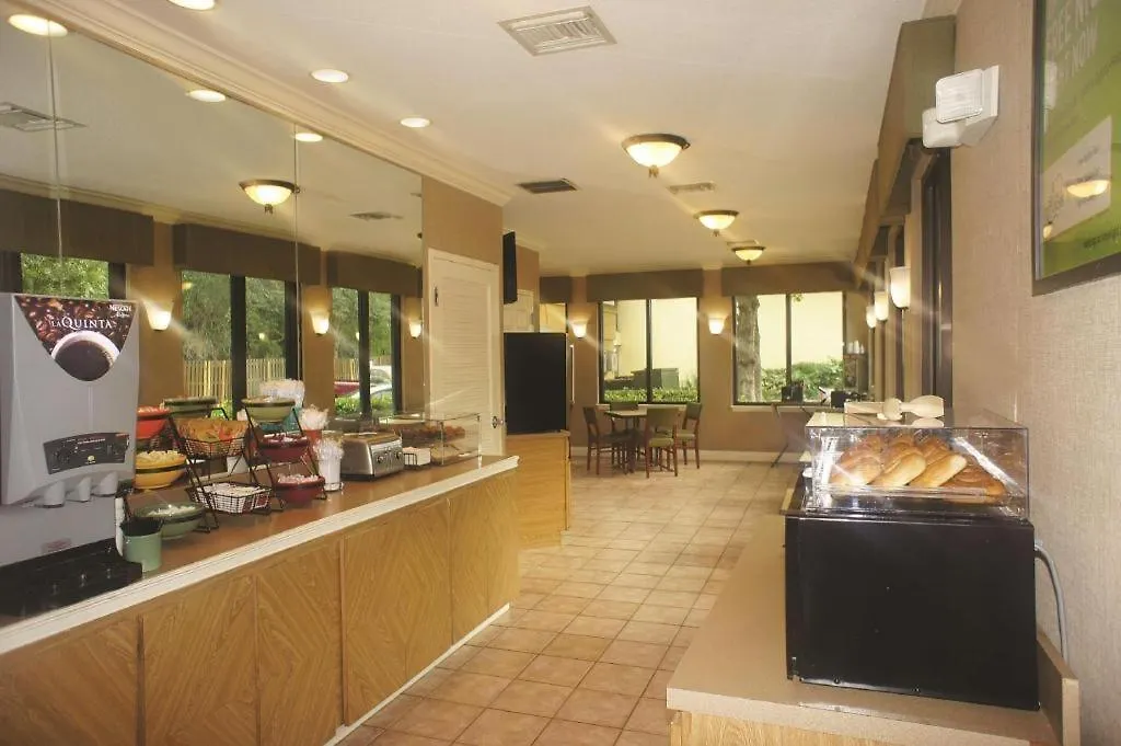 Baymont By Wyndham Intl Speedway I-95 Daytona Beach-1